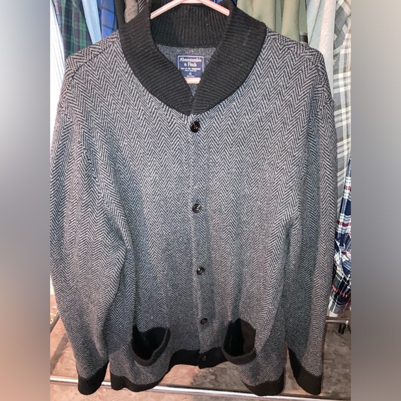 JCREW & A&F Cardigans - Picture 2 of 4